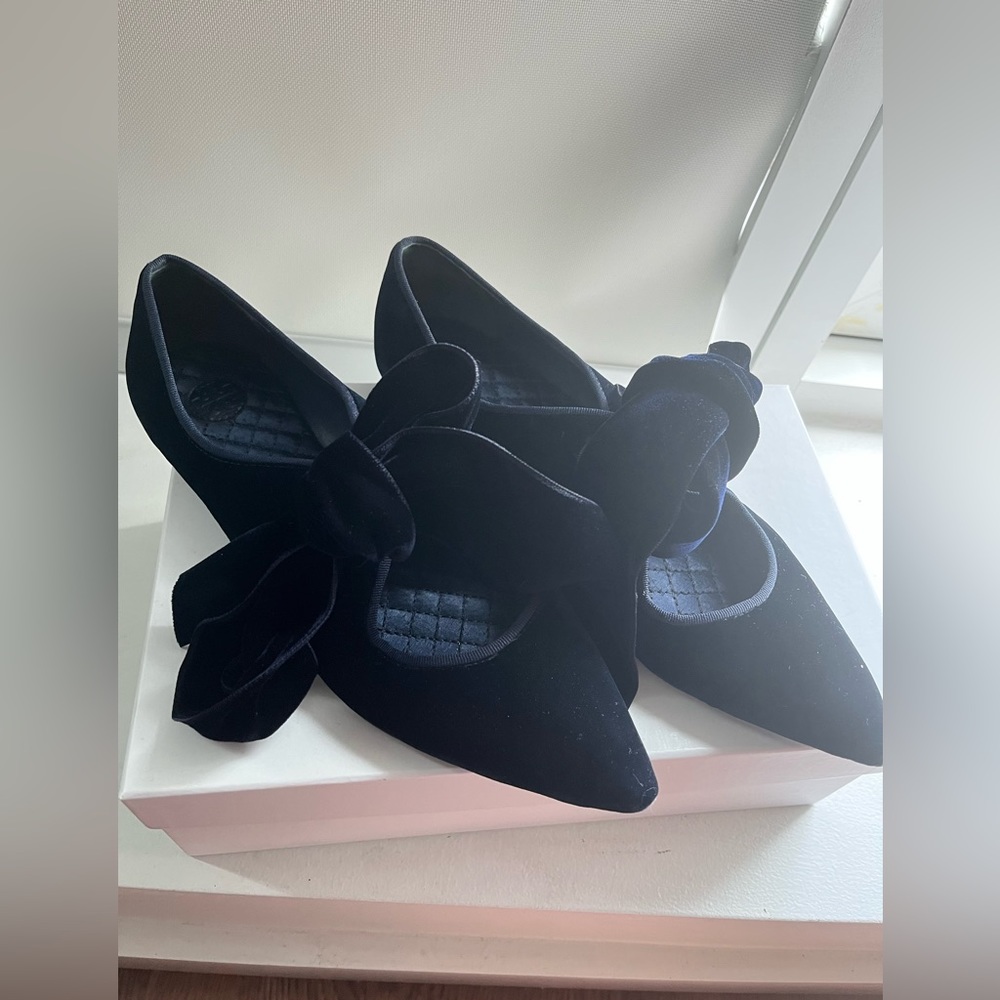 Tory Burch velvet bow ballet shoes